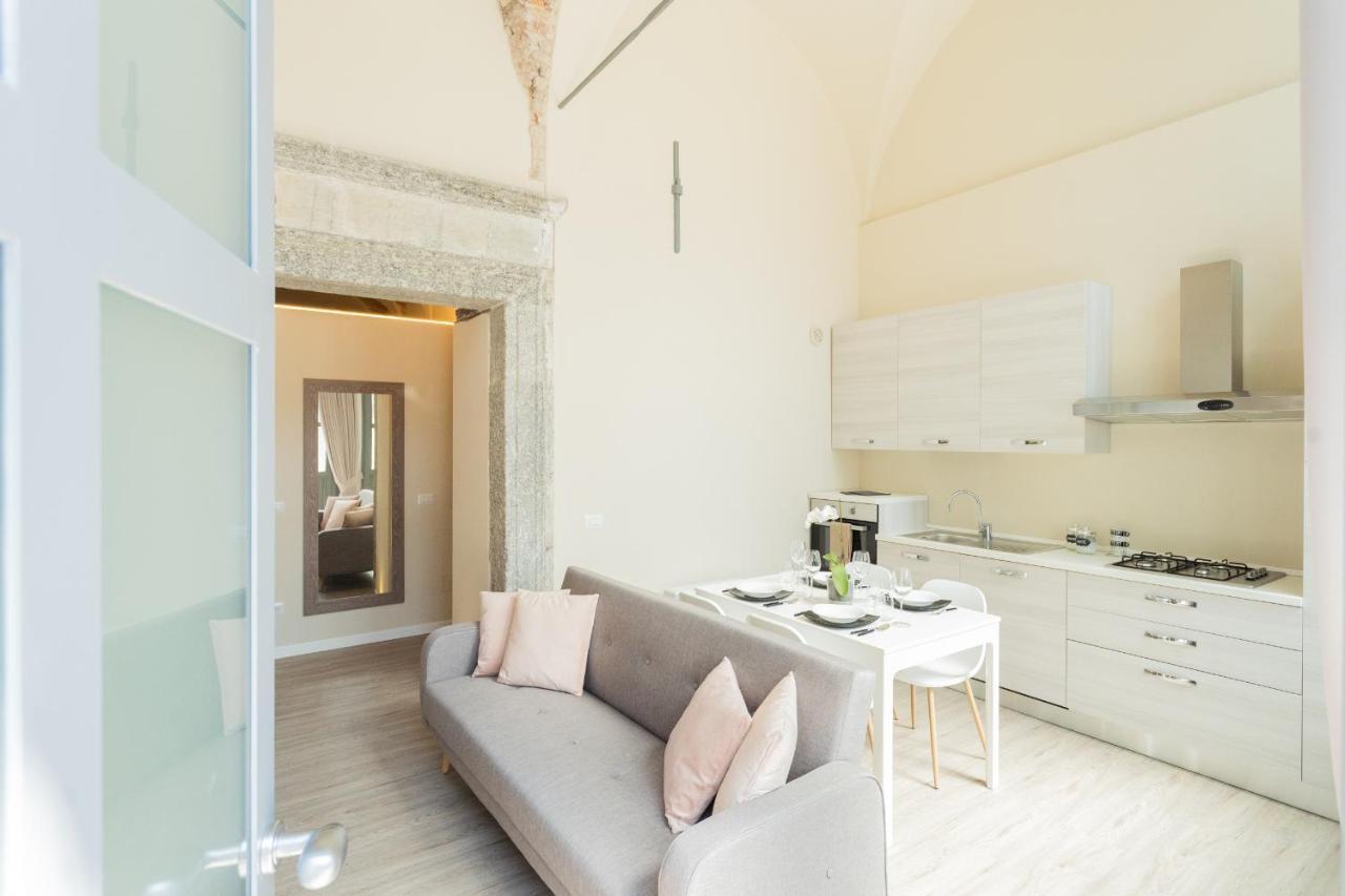 Romantic Escape City Centre With Jacuzzi & Parking By Rent All Como Eksteriør billede